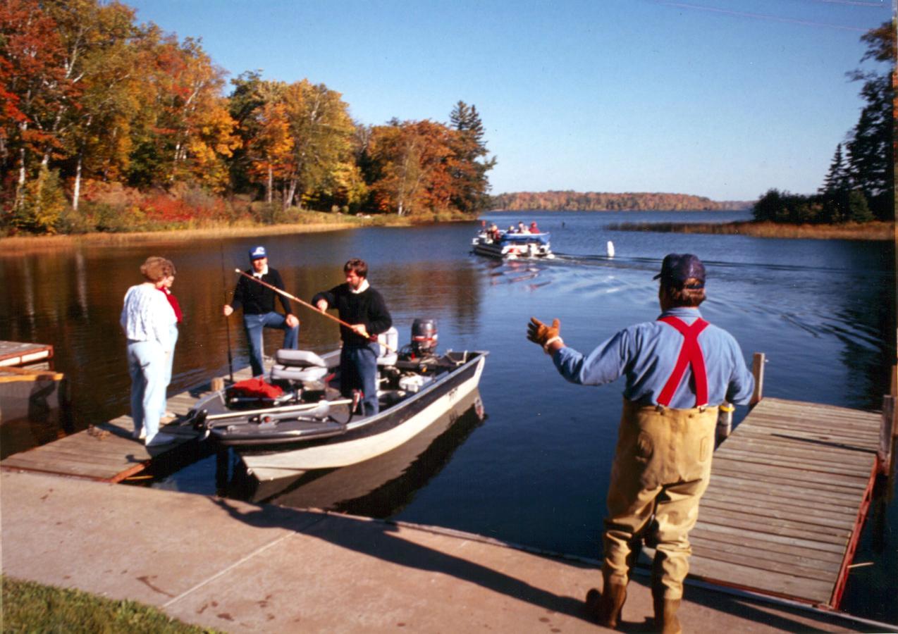 Lakewoods Resort & Golf Namekagon Extérieur photo