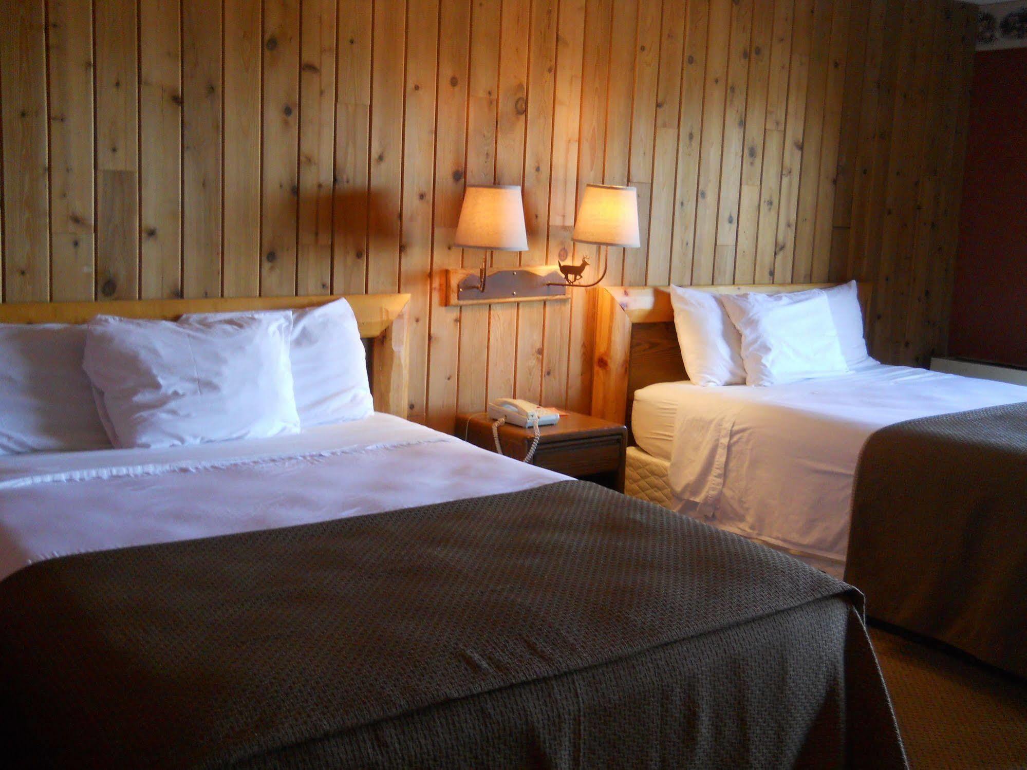 Lakewoods Resort & Golf Namekagon Extérieur photo