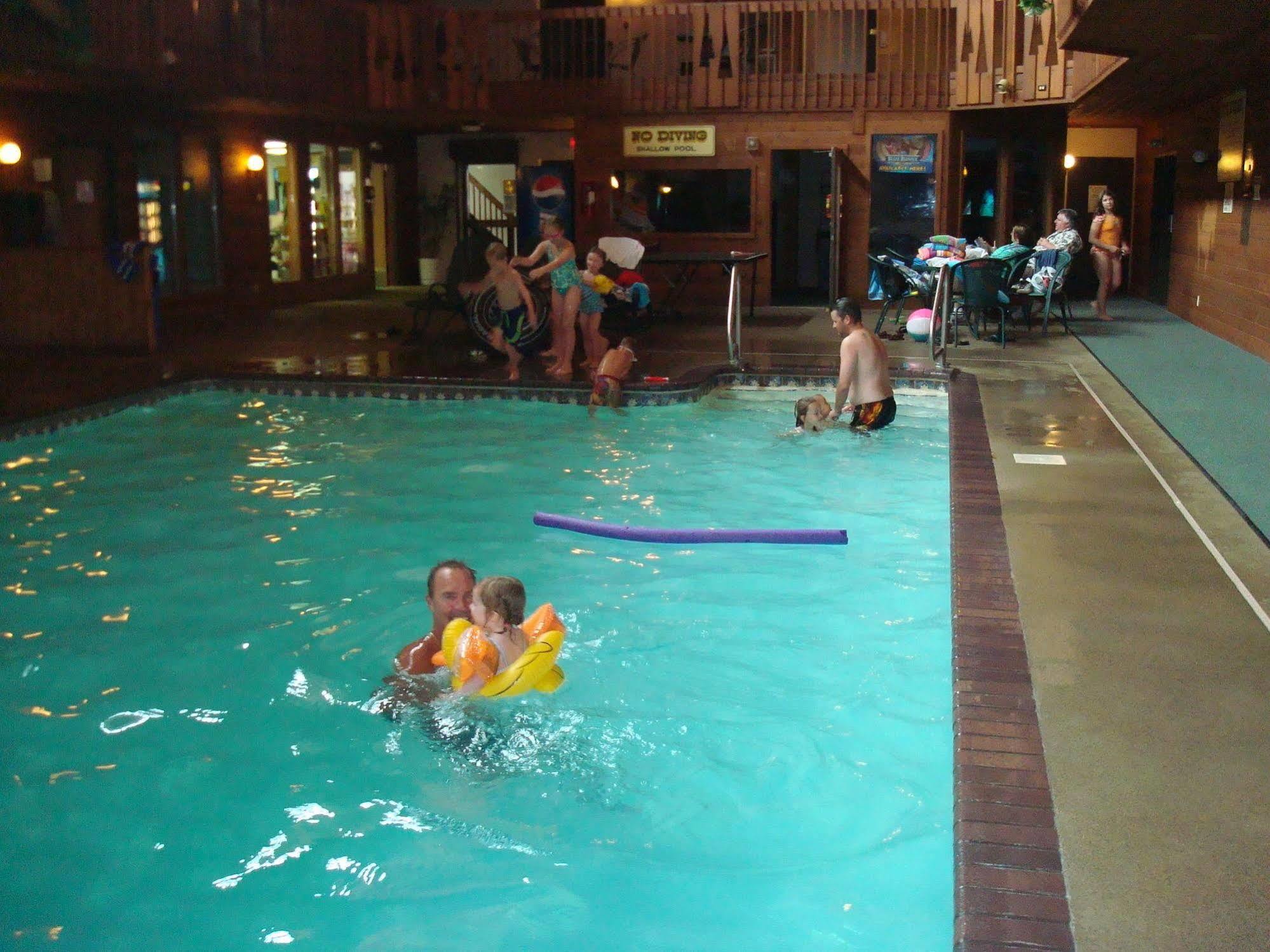 Lakewoods Resort & Golf Namekagon Extérieur photo